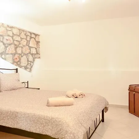 Apartment Stone House Perivolakia (Messenia)